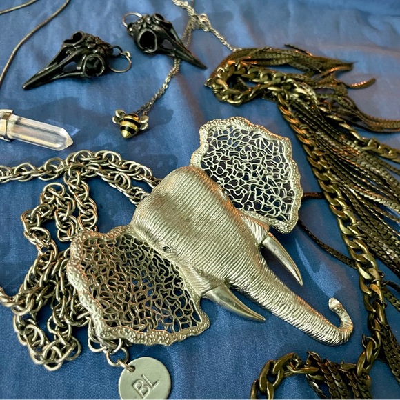 Elephant pendant necklace - Picture 7 of 7